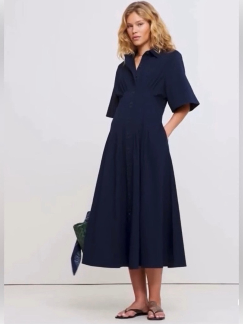Banana Republic Stretch-Cotton Poplin Pintuck Long Navy Blue Shirt Dress (M) - Picture 2 of 8